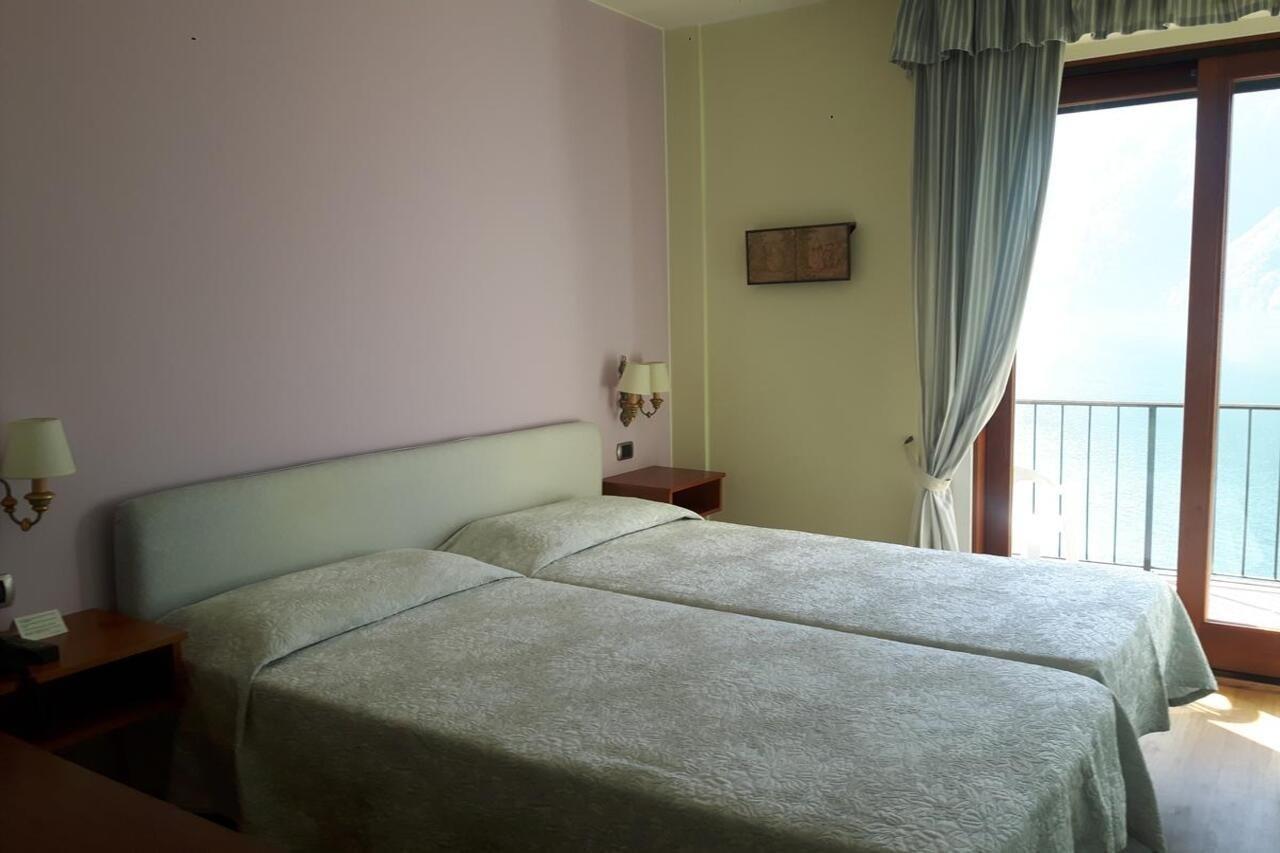 Hotel Stella D'Italia - Nuova Gestione Rimini Eksteriør billede