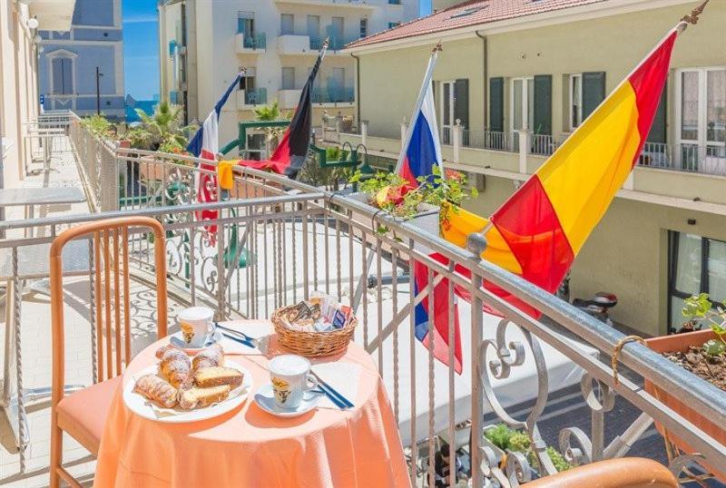 Hotel Stella D'Italia - Nuova Gestione Rimini Eksteriør billede