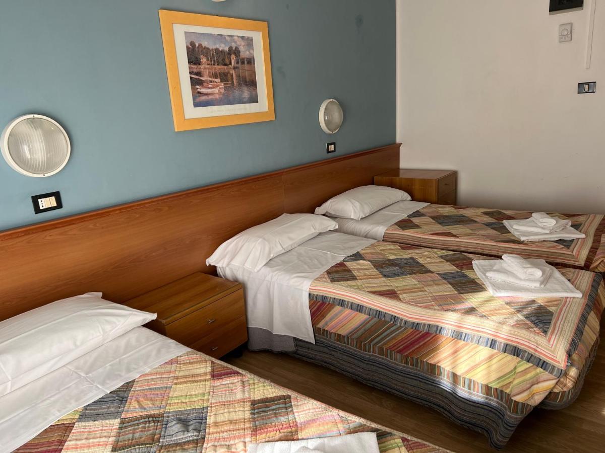 Hotel Stella D'Italia - Nuova Gestione Rimini Eksteriør billede